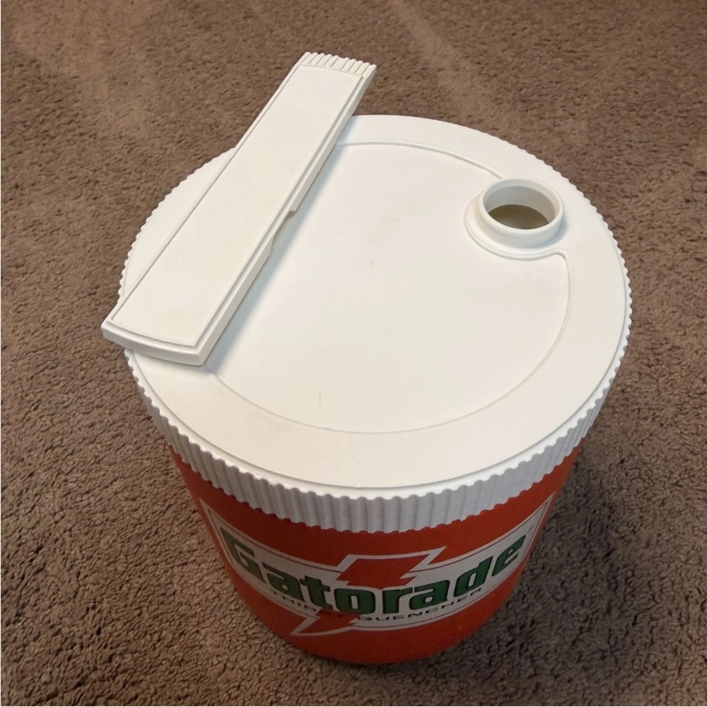 Rare! Vintage Hamilton Skotch Gatorade Cooler With A Vintage Gatorade Bottle - Picture 8 of 14